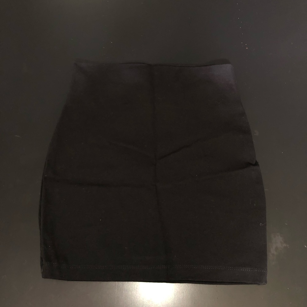 Windsor stretch mini pencil skirt black small